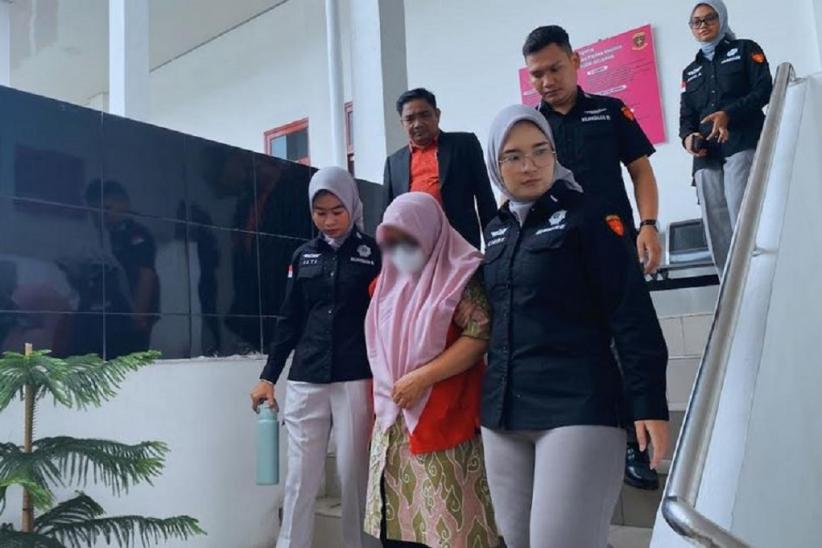 title Kasus Korupsi Dana BOS, Eks Kepsek SMAN 19 Medan Dijebloskan ke Penjara Kasus Korupsi Dana BOS, Eks Kepsek SMAN 19 Medan Dijebloskan ke Penjara