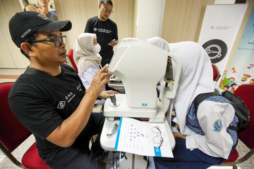 MNC Peduli Bagikan Kacamata Gratis untuk 500 Pelajar Tangsel - Bagian 5