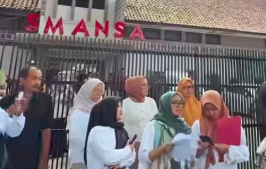 title Pemprov Jabar Menang Banding Sengketa Lahan SMAN 1 Bandung, Ini Respons Sekolah Pemprov Jabar Menang Banding Sengketa Lahan SMAN 1 Bandung, Ini Respons Sekolah