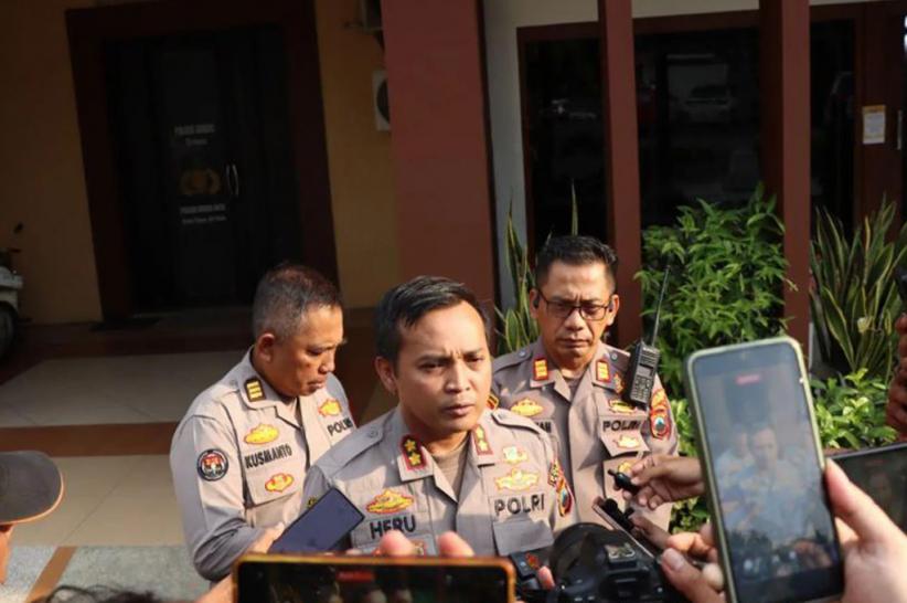 title Kakak Adik di Kudus Tewas Dibacok Tetangga, Polisi Ungkap Motif Dendam Kakak Adik di Kudus Tewas Dibacok Tetangga, Polisi Ungkap Motif Dendam