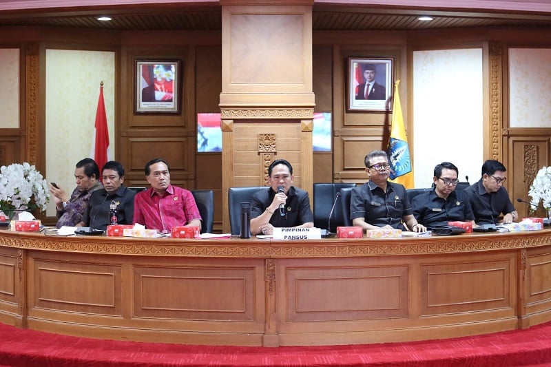 DPRD Badung Godok Raperda Perlindungan dan Penertiban Hewan Penular Rabies
