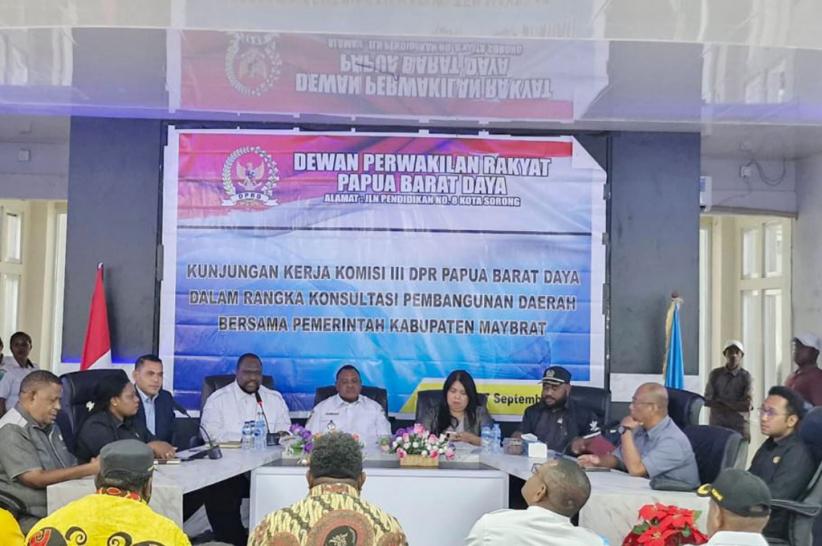 Pimpin Kunker ke Maybrat, Legislator Perindo Willem Assem Dorong Percepatan Pembangunan Jalan dan Bandara