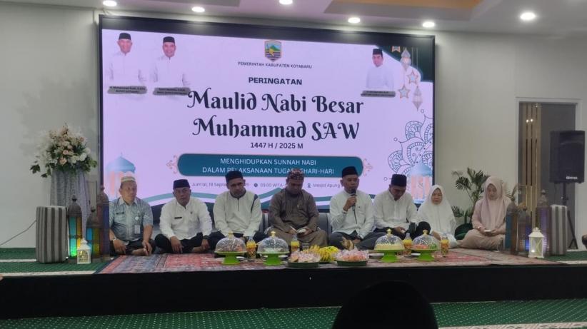 Pemkab Kotabaru Gelar Peringatan Maulid Nabi 1447 H di Masjid Apung