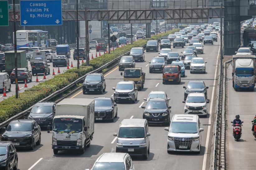 Suasana Tenang Jalan Gatot Subroto Tanpa Suara Sirine-Strobo 