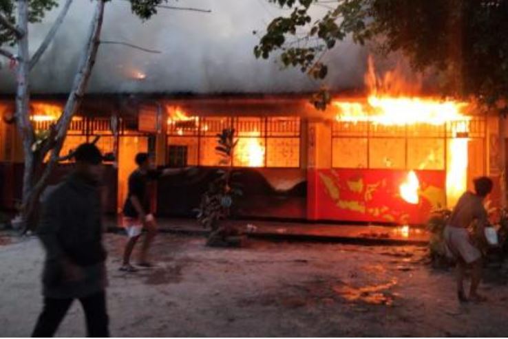 Kebakaran Hanguskan 5 Ruang Kelas SD di Jayapura, Kerugian Rp200 Juta