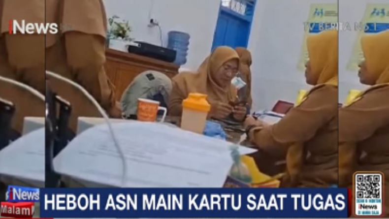 Sempat Viral, 3 ASN Wanita di Pariaman Asyik Main Kartu saat Jam Kerja Diberikan Sanksi