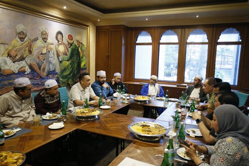Ulama, Habaib, dan vozpublica Media Group Bersatu dalam Doa untuk Bangsa di Masjid Istiqlal Jumat 26 September  - Bagian 5