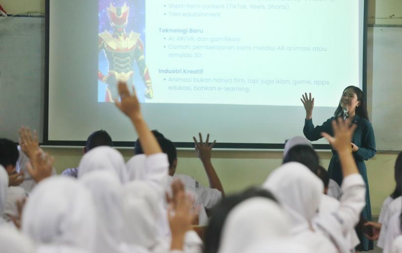 MNC Peduli Hadir di SMKN 16 Jakarta untuk Kembangkan Potensi Minat Media Kreatif dan Teknologi Digital - Bagian 2