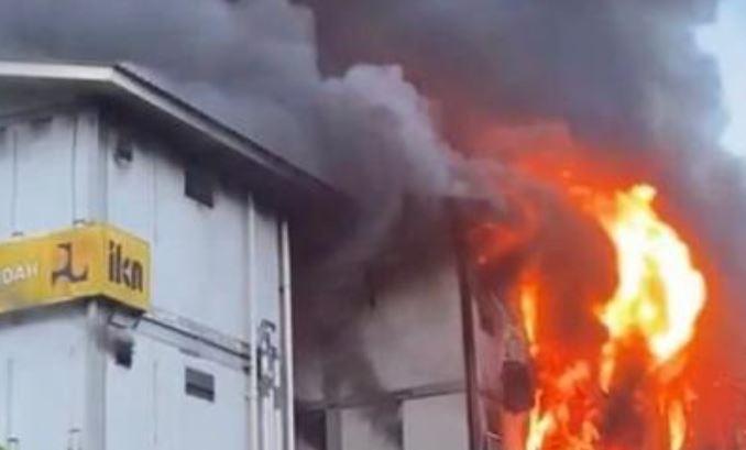 DPR Turun Tangan Cek Penanganan Kebakaran Gedung Pekerja IKN