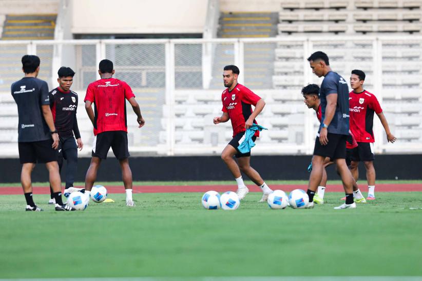 Latihan Perdana Timnas Indonesia U-23 Jelang SEA Games 2025 di Thailand - Bagian 1