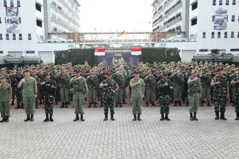 Yonif 411 Kostrad Wakili TNI AD pada Latma Safkar Indopura ke-37 di Singapura - Bagian 4