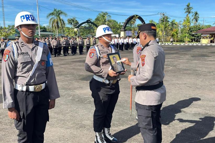 title Aipda Sulfikar Anggota Polres Mimika Dipecat, 2 Tahun Mangkir Tugas Aipda Sulfikar Anggota Polres Mimika Dipecat, 2 Tahun Mangkir Tugas