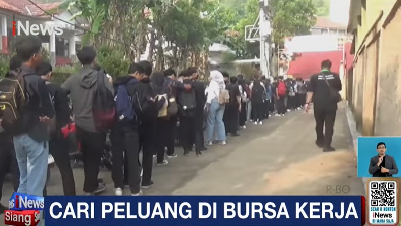 Membeludak, Bursa Kerja di Sukabumi Diserbu Pelamar untuk Posisi Kasir Minimarket