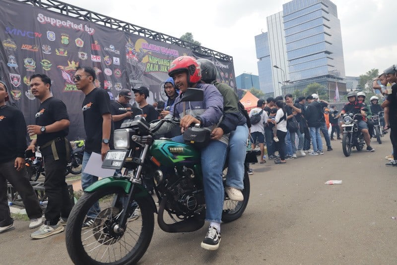 Jaga Jakarta, Ribuan Penggemar RX King Kopdar di Jalan MT Haryono  - Bagian 2