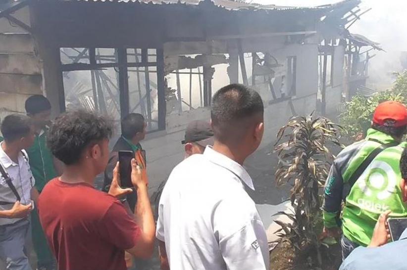 Kebakaran Hanguskan 10 Rumah Dekat Kantor Pajak Bukittinggi, 6 Orang Syok hingga Pingsan