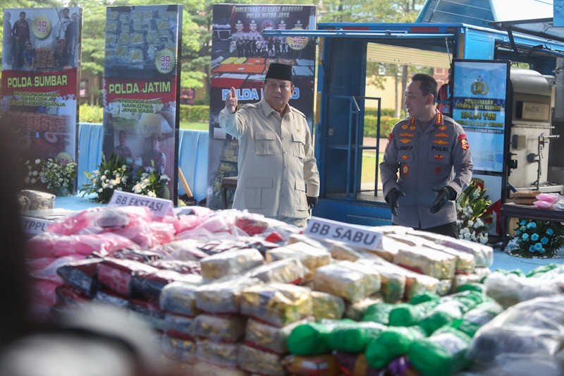 Presiden Prabowo Saksikan Pemusnahan 214,8 Ton Narkoba - Bagian 2
