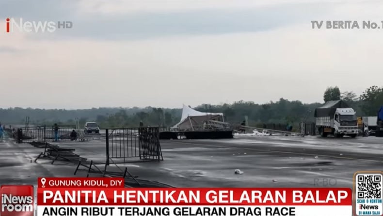 title Tenda Drag Race di Gunungkidul Roboh Diterjang Hujan dan Angin Kencang, Sejumlah Mobil Rusak Tenda Drag Race di Gunungkidul Roboh Diterjang Hujan dan Angin Kencang, Sejumlah Mobil Rusak