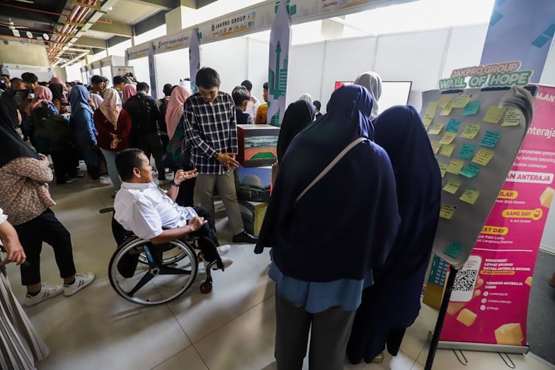Antusiasme Penyandang Disabilitas Ikuti Job Fair - Bagian 6