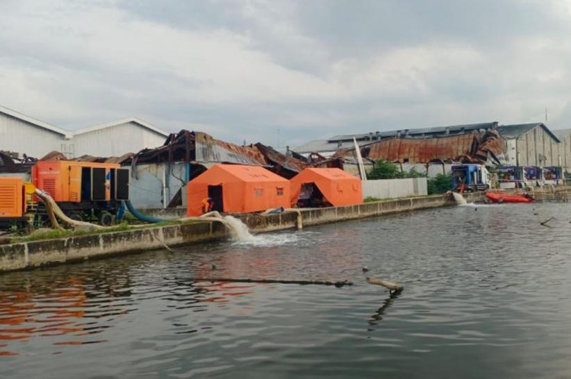 Banjir di Semarang Mulai Surut, Jalan Kaligawe Sudah Bisa Dilalui Kendaraan
