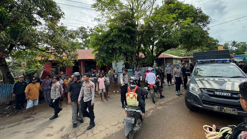 Situasi Memanas di Merauke, Massa Bawa Panah dan Balok Dibubarkan Polisi