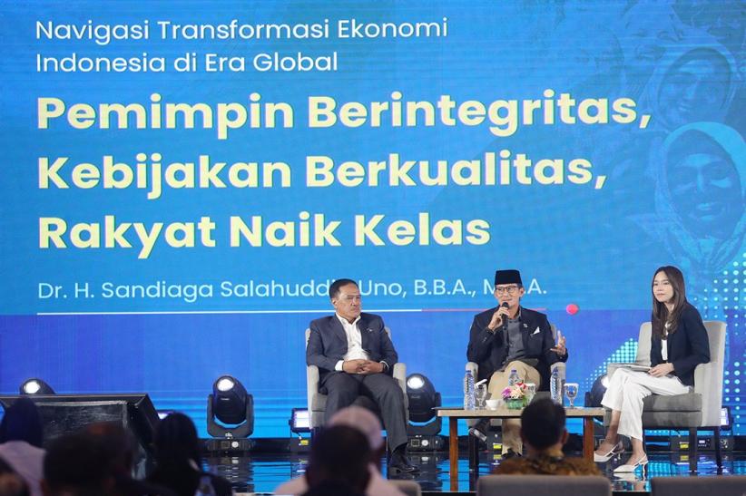 Sandiaga Uno Menjadi Pembicara pada Rakernas dan Bimtek Partai Perindo 2025 - Bagian 4