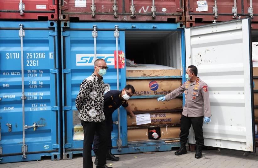 Pengungkapan Kasus Ekspor Ilegal Turunan Sawit Senilai Rp28,7 Miliar ke China  - Bagian 1