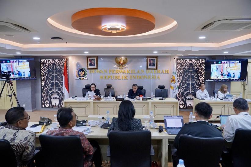 Rapat Dengar Pendapat Umum Bahas Penyelesaian Pengaduan Konflik Agraria - Bagian 4