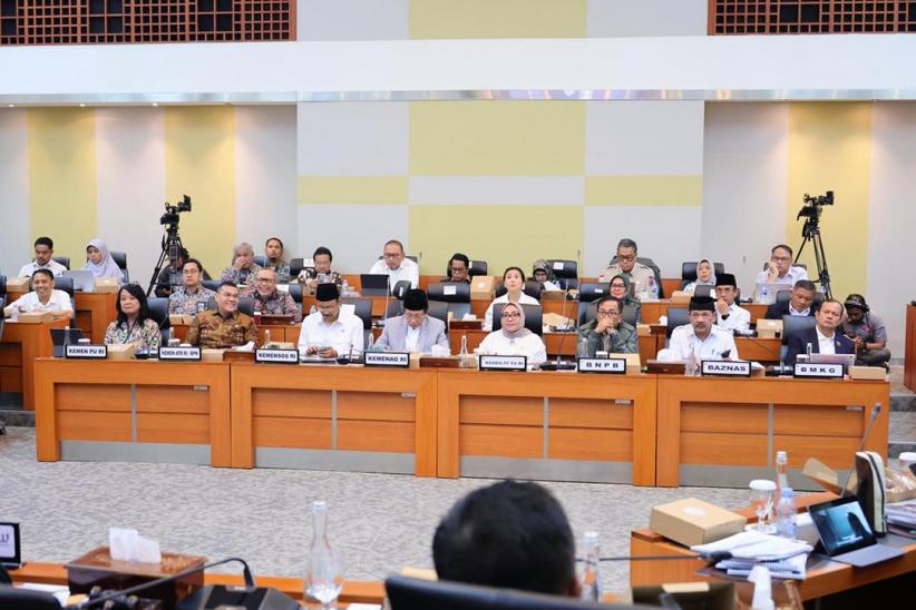 Wamen Ossy Tekankan Pentingnya Tata Ruang Berbasis Disaster Risk Reduction Hadapi Potensi dan Kerugian Bencana - Bagian 3