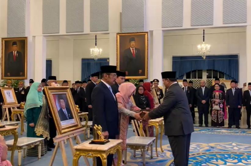 3 Tokoh Jatim Dianugerahi Gelar Pahlawan Nasional