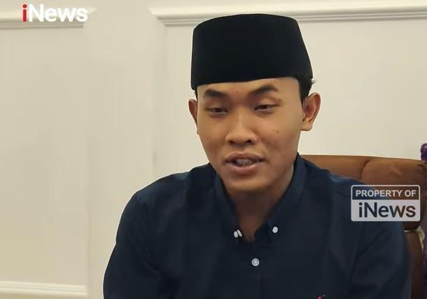 Minta Maaf, Gus Elham Klarifikasi soal Video Cium Anak Perempuan