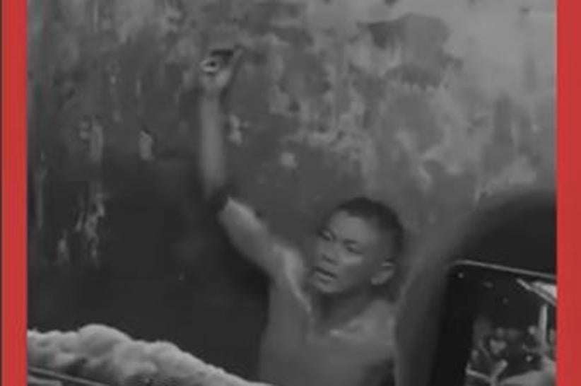 Viral! Aksi Brutal Pria di Muba Bacok Warga hingga Tewas, Gigit Kapolsek Saat Ditangkap