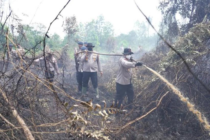 Jenderal Turun Gunung Pimpin Langsung Pemadaman Karhutla di Kampar Riau