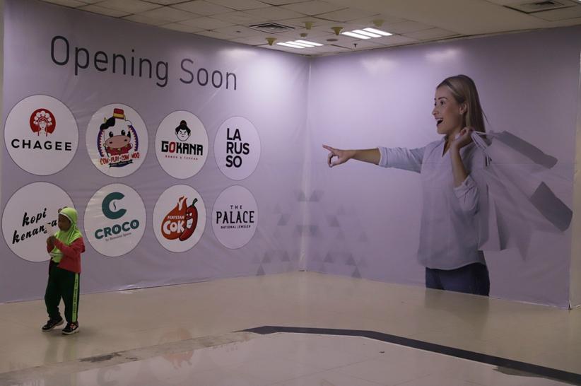 Revitalisasi Pusat Perbelanjaan di Cibubur - Bagian 8