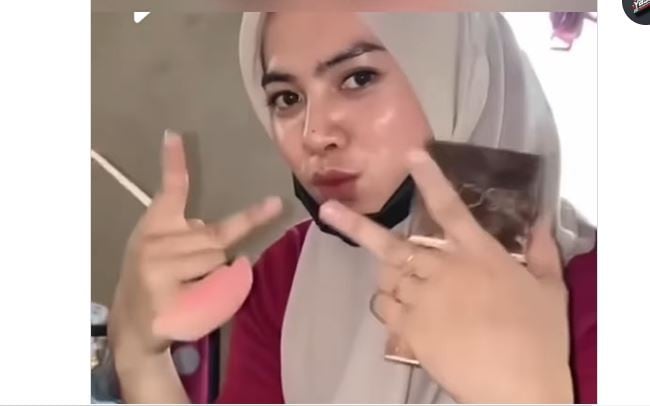 Heboh Dea Lipa MUA Berhijab di Lombok Tengah Ternyata Pria Bernama Deni