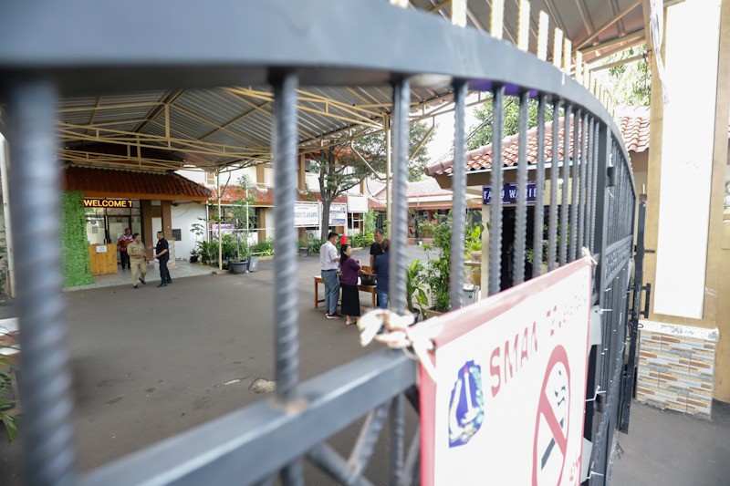 SMAN 72 Jakarta Belajar Tatap Muka, Siswa Mengaku Trauma - Bagian 1