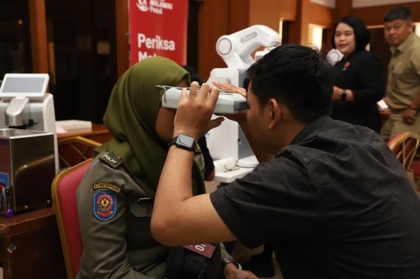 Pemeriksaan Mata dan Kacamata Gratis untuk 1.000 Warga Jakarta Barat   - Bagian 5