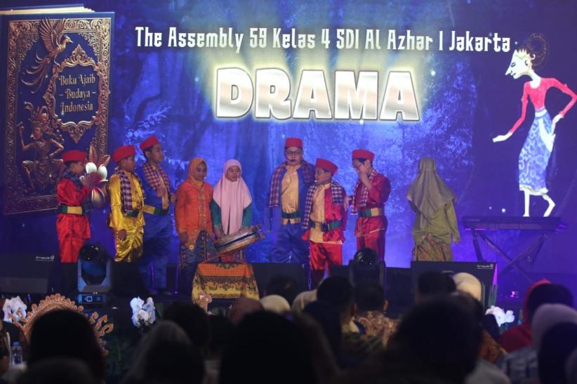 Pelajar SD Islam Al Azhar 1 Tampilkan Pertunjukan Seni dan Budaya - Bagian 3