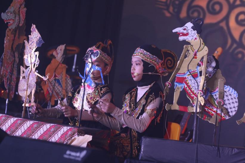 Pelajar SD Islam Al Azhar 1 Tampilkan Pertunjukan Seni dan Budaya - Bagian 1