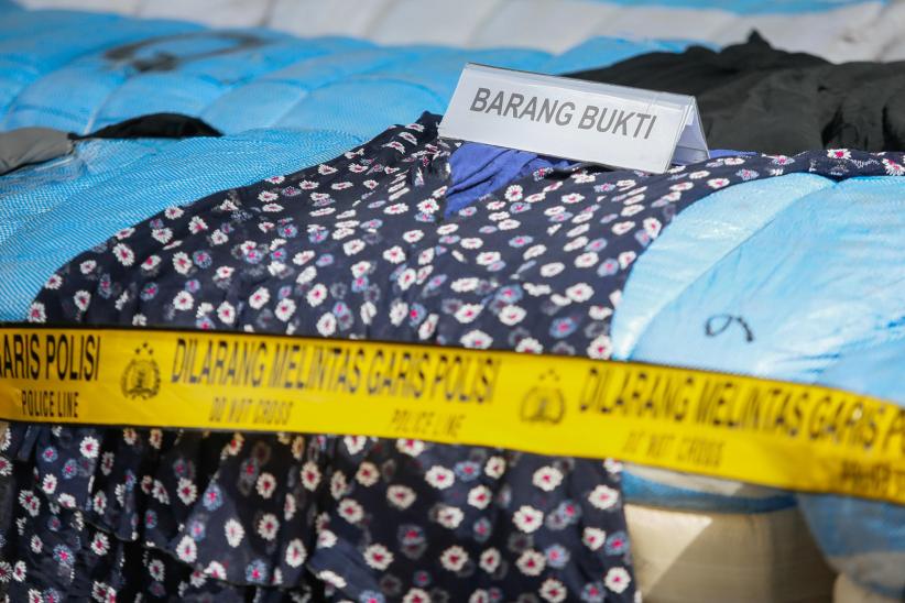 Penampakan Pakaian Bekas Impor Ilegal Senilai Rp4 Miliar - Bagian 3