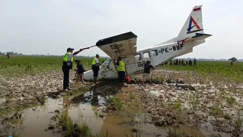 Pesawat Jatuh di Karawang Belum Bisa Dievakuasi Hari Ini
