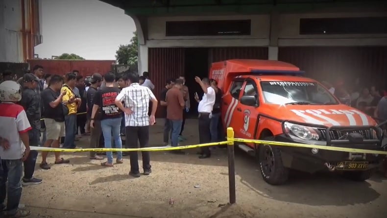 Olah TKP Wanita Tewas Bersimbah Darah di Ruko Jambi, Polisi Amankan Sejumlah Bukti