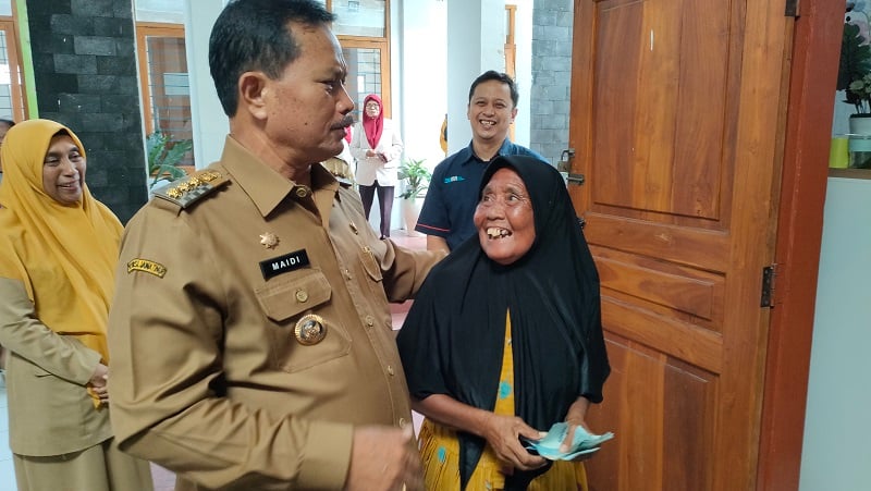 Salurkan BLT Kesra 2025, Wali Kota Madiun: Manfaatkan Bantuan dengan Bijak dan Benar