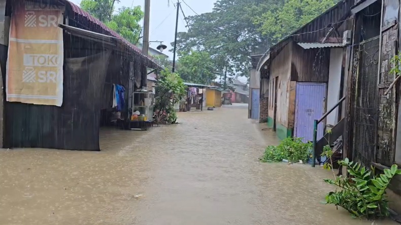 Sungai Deli Meluap Diguyur Hujan 4 Hari, Banjir di Medan Meluas