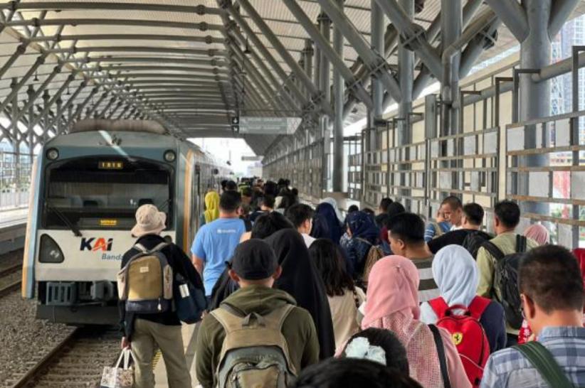 17 Perjalanan KA Srilelawangsa Medan-Binjai Dibatalkan Imbas Rel Ambles Diterjang Banjir