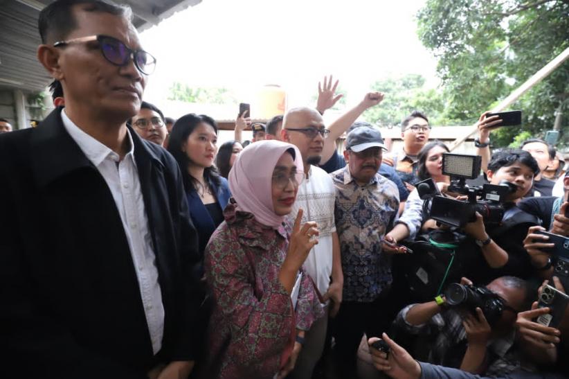 Momen Eks Dirut ASDP Ira Puspadewi Dibebaskan dari Penjara KPK - Bagian 5