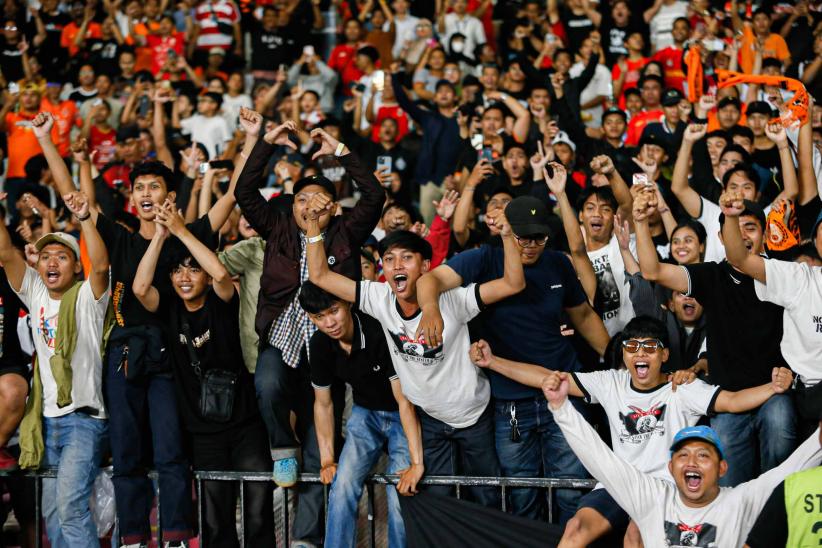 56 Ribu Jakmania Dukung Persija di GBK - Bagian 2