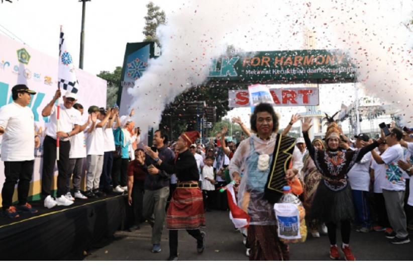 Merawat Harmoni Sosial, Sholawat Kebangsaan di Surabaya Dihadiri 52.500 Peserta