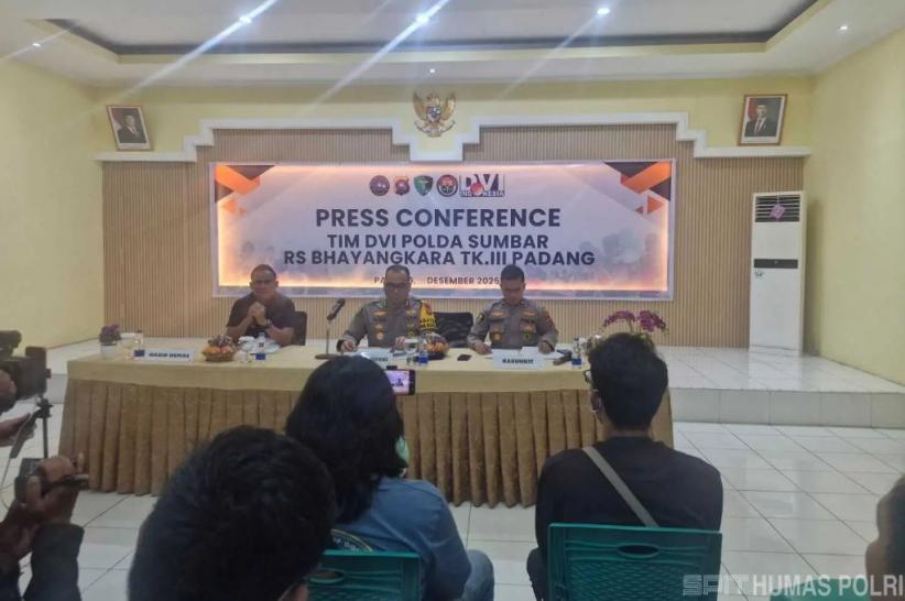 DVI Polda Sumbar Sebut 193 Meninggal akibat Banjir-Longsor, 161 Jenazah Teridentifikasi