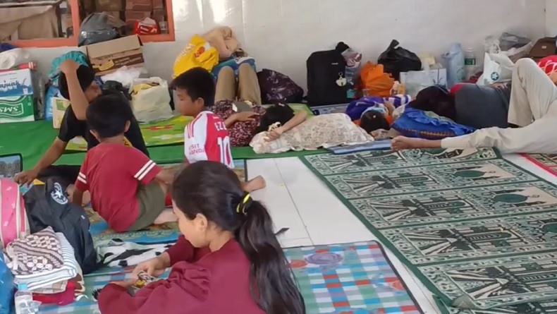 Pengungsi Korban Bencana di Padang Pariaman Mulai Diserang Penyakit, Demam hingga Gatal