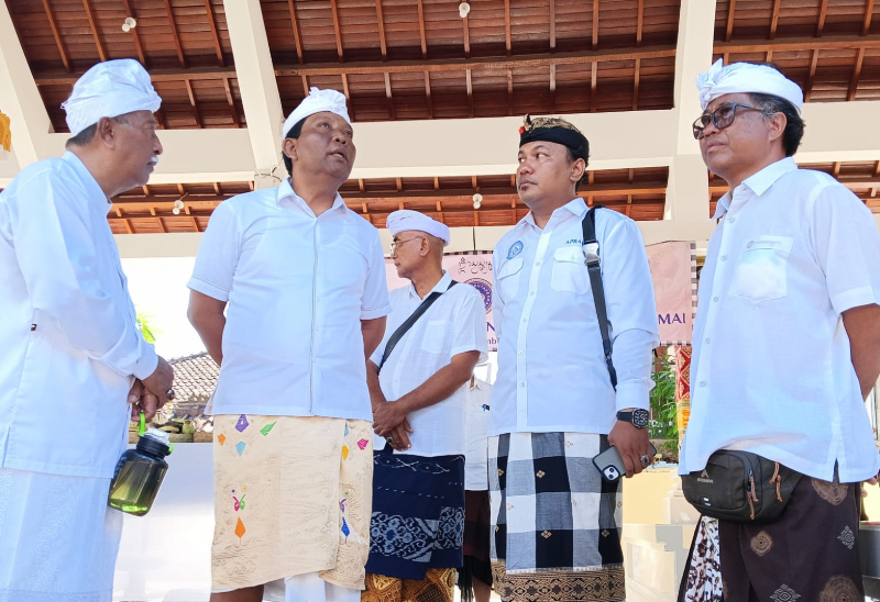 Ketua DPRD Badung Resmikan Wantilan Tempekan Kuta Permai, Dorong Kerukunan Antarwarga